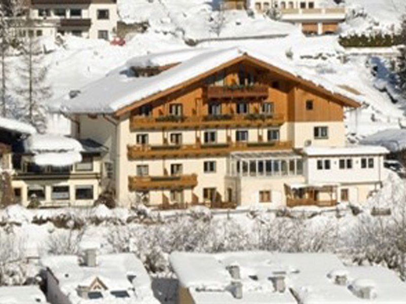 Gartenhotel Daxer Zell am See Exterior photo